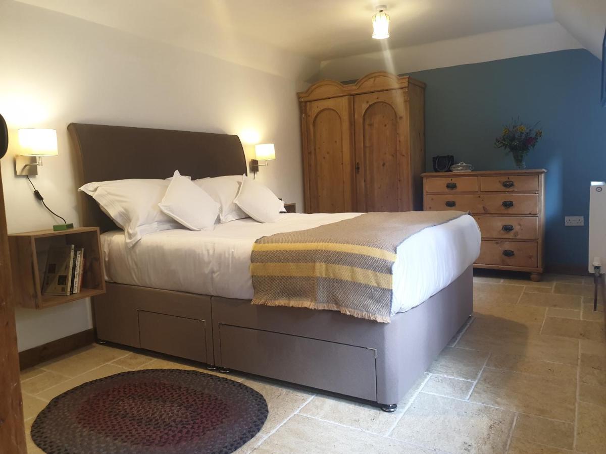 Delightful Cottage On The River Adur Close To Brighton & The Downs No Dogs Sorry Upper Beeding Exterior photo
